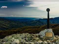 fontanigorda - monte gifarco spada nella roccia di san galgano - ph enrico pelos