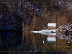 lago del brugneto - casetta sul lago - ph enrico pelos